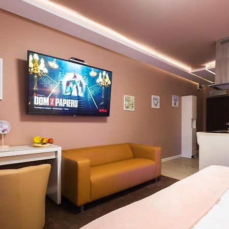 Melody De Luxe Apartment 米哈沃维采 外观 照片
