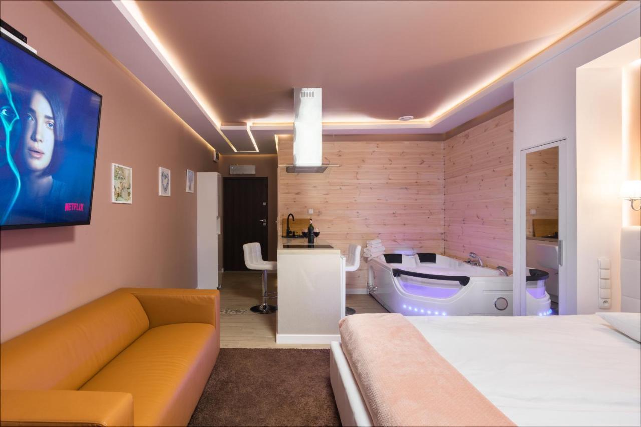 Melody De Luxe Apartment 米哈沃维采 外观 照片