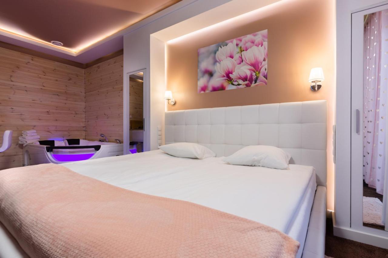 Melody De Luxe Apartment 米哈沃维采 外观 照片
